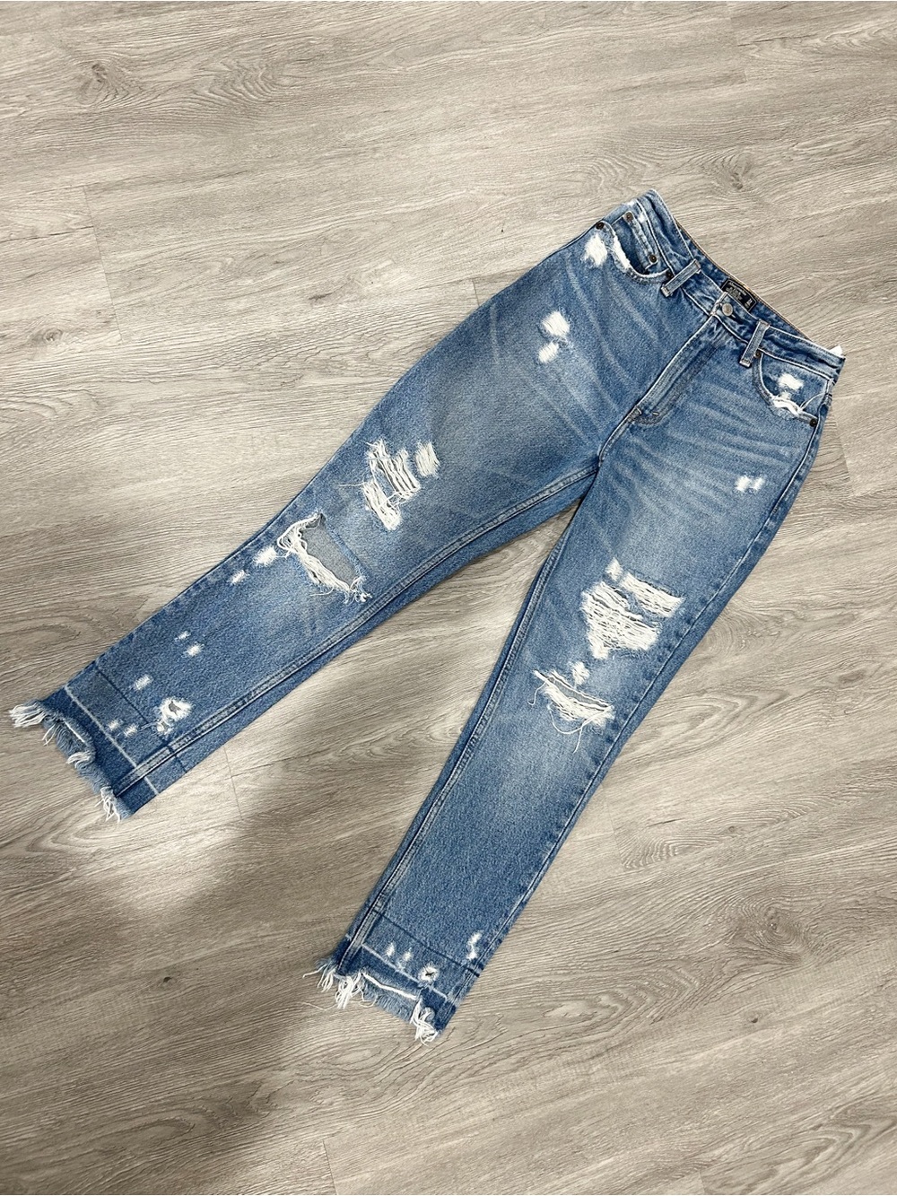 Abercrombie & Fitch Distressed High-Rise Jeans - Light Blue